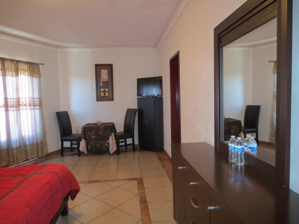Casa Celia Hotel Restaurante Bernal Room photo