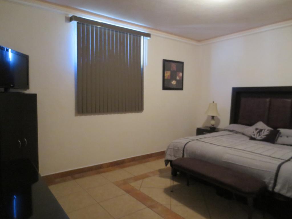 Casa Celia Hotel Restaurante Bernal Room photo