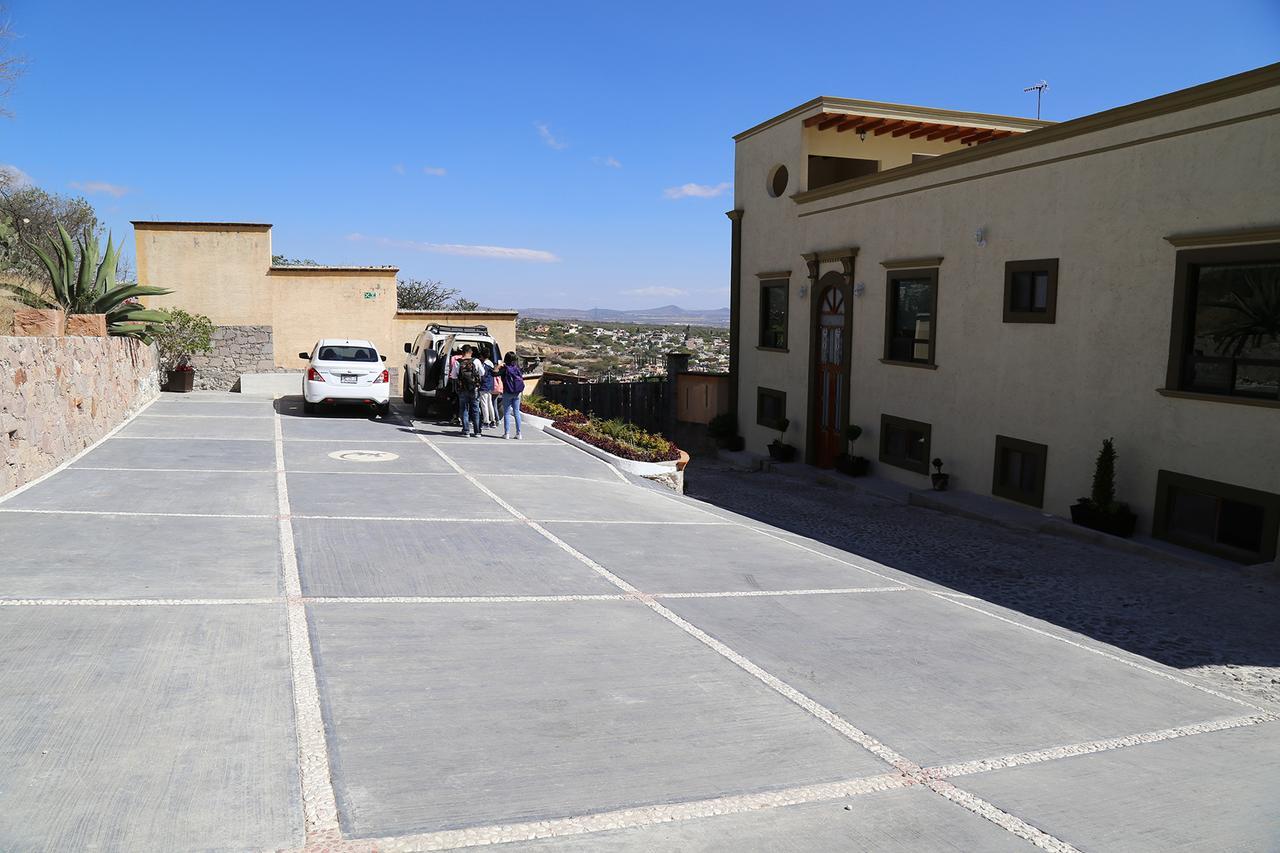 Casa Celia Hotel Restaurante Bernal Exterior photo