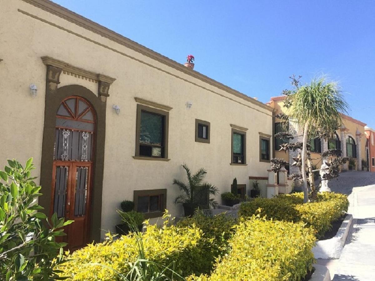 Casa Celia Hotel Restaurante Bernal Exterior photo